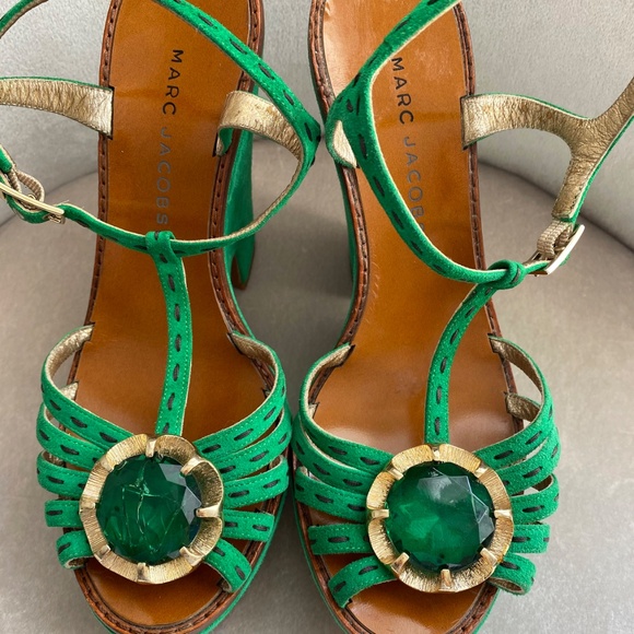 Marc Jacobs Green Suede Ankle Strap Platform Wedge Shoes, Gem Accent, 39/8.5 US - Picture 3 of 9